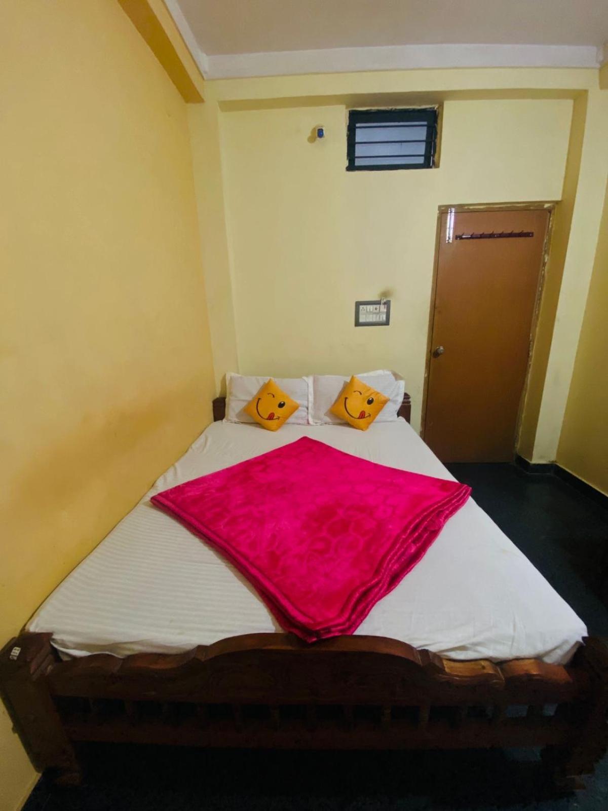 Hotel Hk Residency à Mysore Extérieur photo