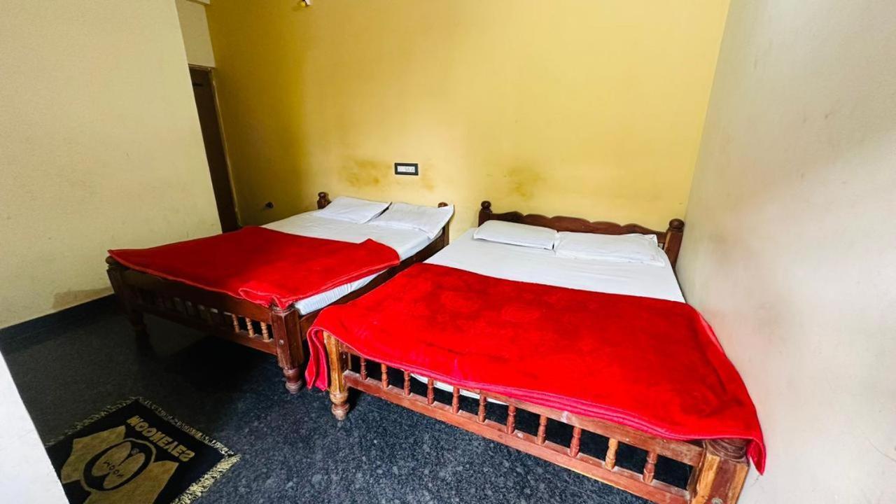 Hotel Hk Residency à Mysore Extérieur photo
